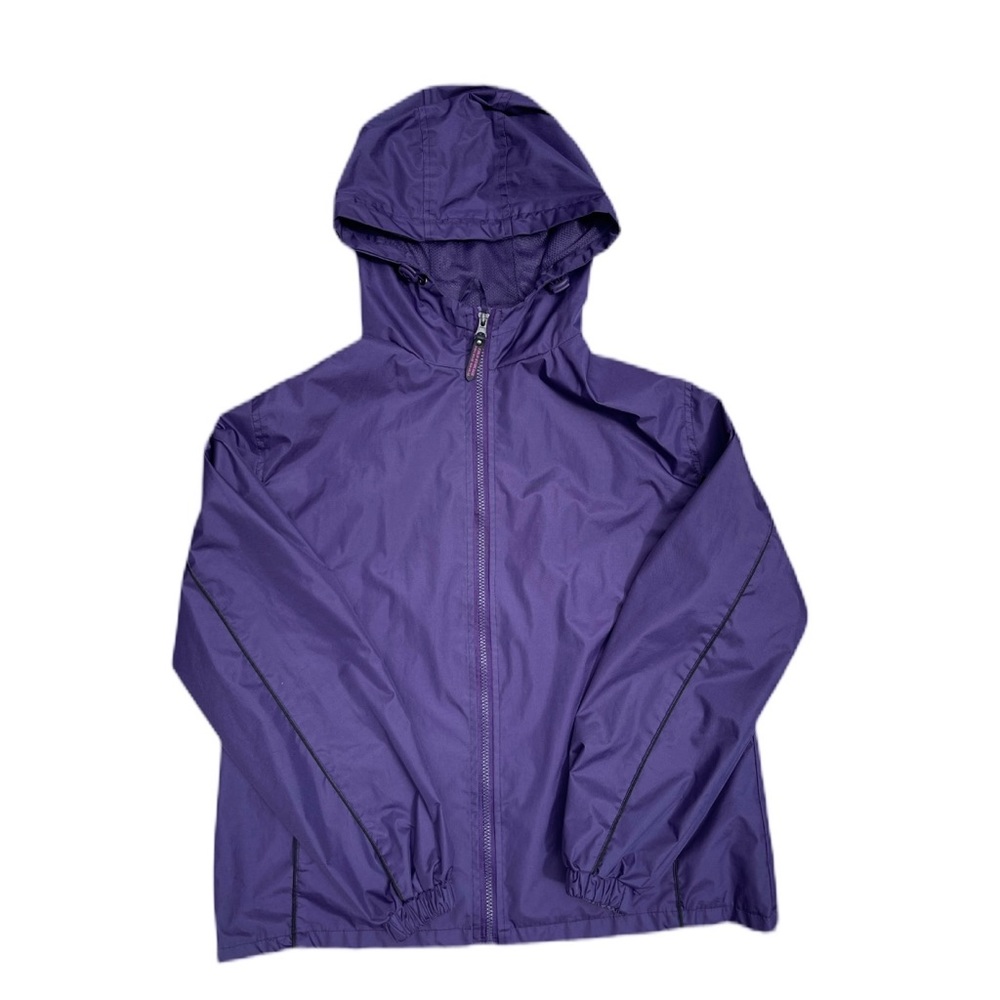 Women’s Cold Storage windbreaker.
